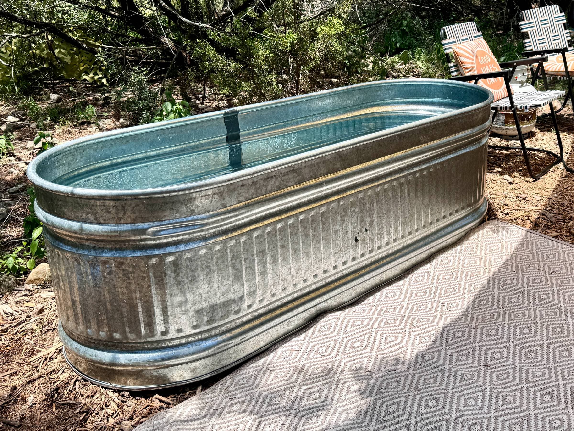 Private cowboy pool (seasonal, open May-Oct.)